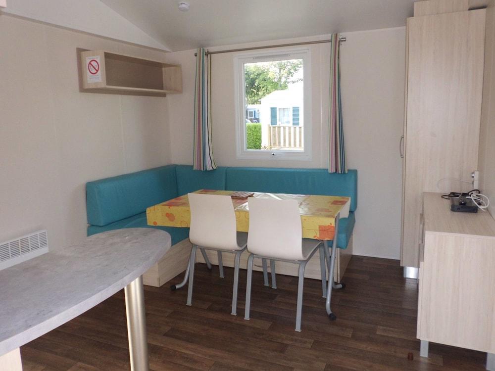 Camping De Lanven Plomeur 외부 사진